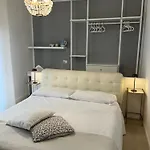Fleur Blanche Bed & Breakfast 3*