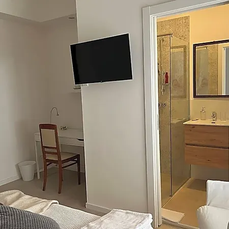 Bed & Breakfast Fleur Blanche 3*